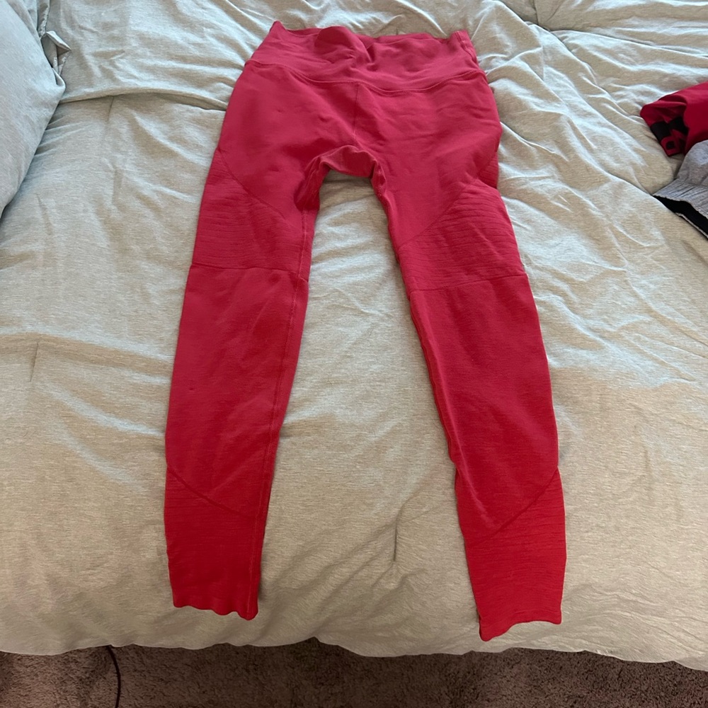 GENTLY WORN alphalete Leggings